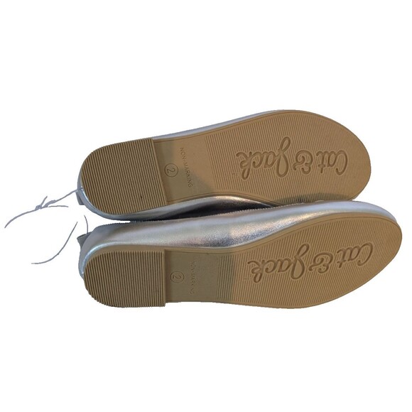 Cat & Jack Girl’s Size 2 Ballet Flats Silver Diana Shoes Slip-On Slippers NWOT - Picture 4 of 5